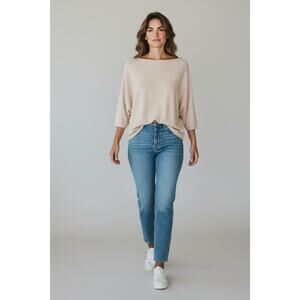 Gigi Moda batwing tunic top beige